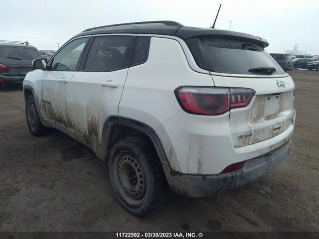 3C4NJDCB0JT364804 Jeep Compass Limited