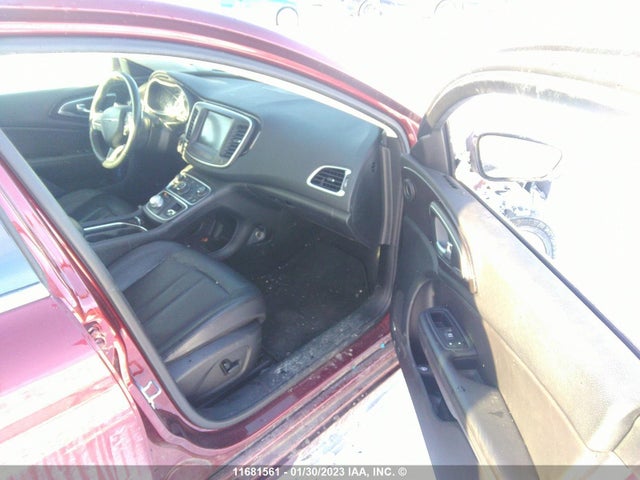Chrysler 200 C 2015 1C3CCCCG2FN624493 Image 5