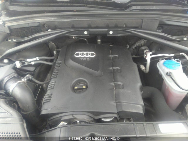 WA1CFCFP8FA003761 Audi Q5 PREMIUM