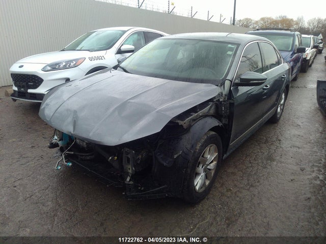 1VWAS7A36GC053520 Volkswagen Passat S/r-line
