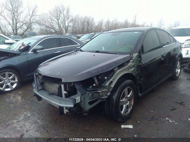 Chevrolet CRUZE LT 2014 1G1PE5SB0E7327095 Image 2