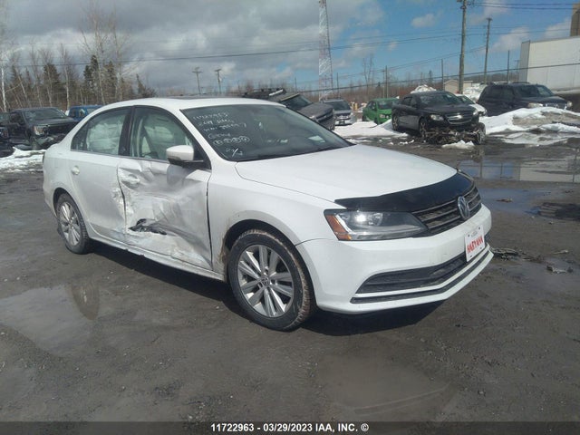 2017 3VWDB7AJ2HM390097 zdjęcie główne