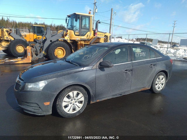 Chevrolet CRUZE LT 2014 1G1PC5SB9E7427797 Image 2
