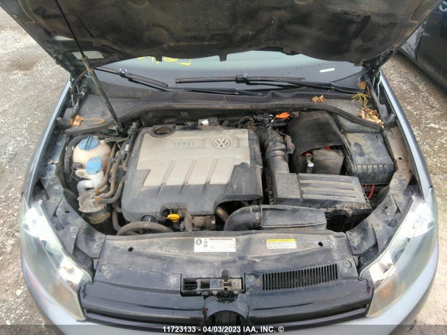 3VWML7AJ2EM613568 Volkswagen JETTA TDI