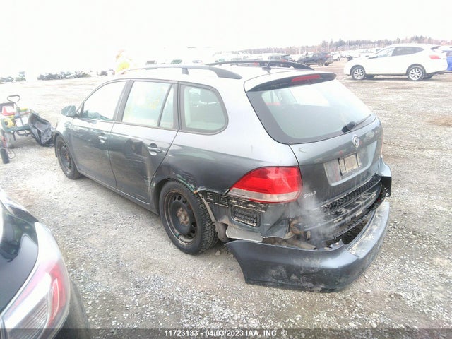 3VWML7AJ2EM613568 Volkswagen JETTA TDI