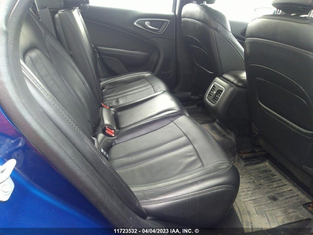 1C3CCCCG4FN628187 Chrysler 200 C