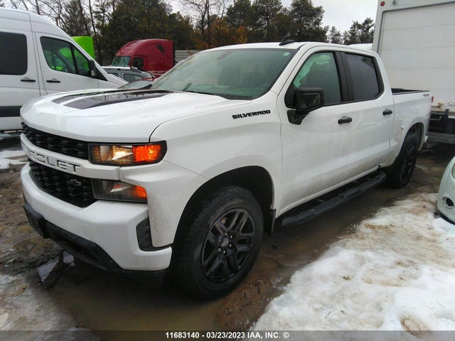 Chevrolet Silverado K1500 Custom 2021 1GCPYBEK4MZ339360 Image 2