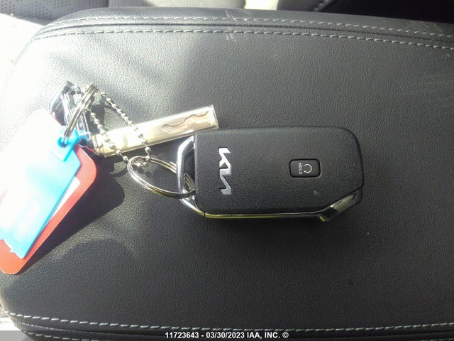 KIA SELTOS S 2023 KNDEUCAA5P7372308 Image 3