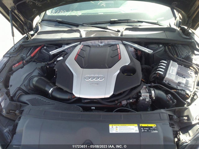 WAUR4AF5XJA084552 Audi S5 Prestige