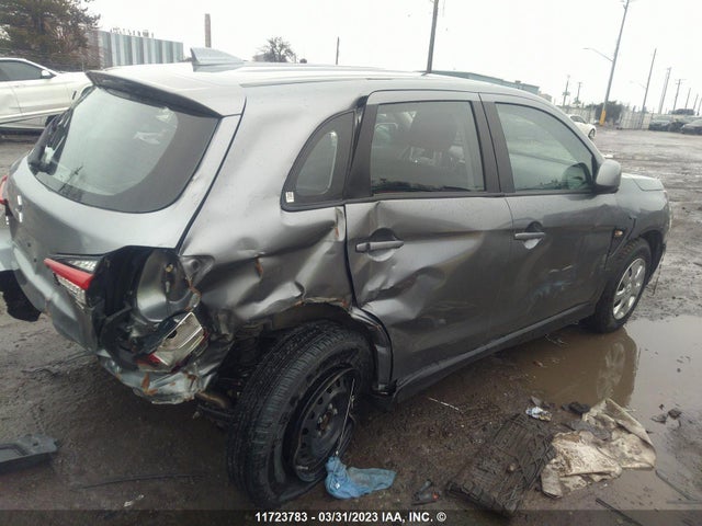 JA4AJUAUXMU604285 Mitsubishi RVR ES