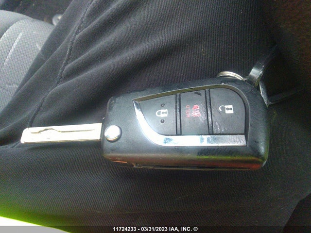 Toyota RAV4 LE 2019 2T3B1RFV6KW029045 Image 3