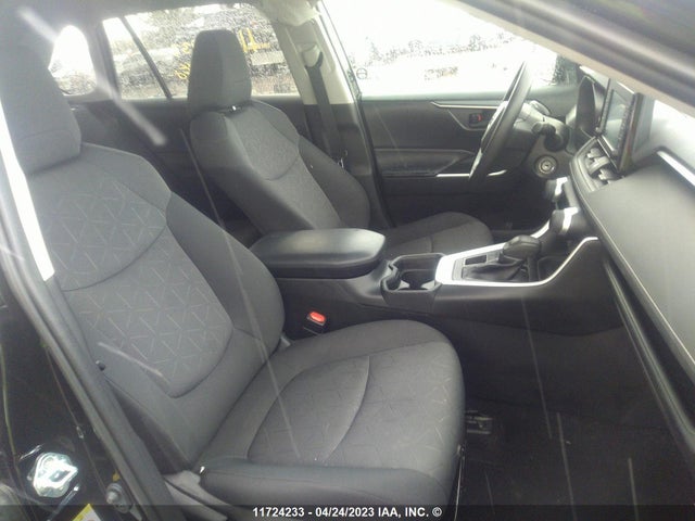 Toyota RAV4 LE 2019 2T3B1RFV6KW029045 Image 6