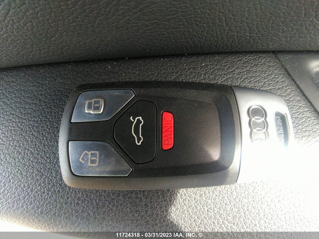 WAUBNAF49JA028883 Audi A4 Progressiv