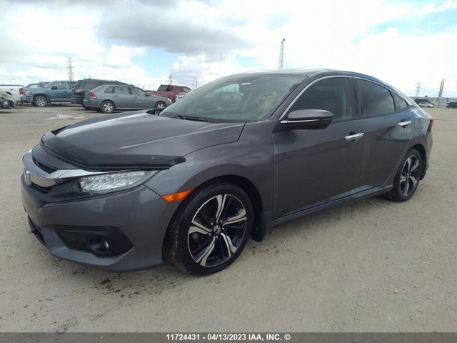 Honda Civic Touring 2017 2HGFC1F98HH107383 Image 2