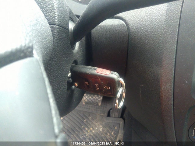 3VW2K7AJ0EM409488 Volkswagen JETTA S
