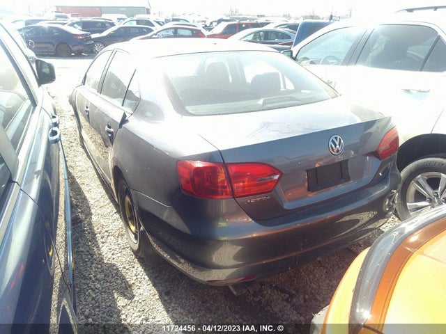3VW2K7AJ0EM409488 Volkswagen JETTA S