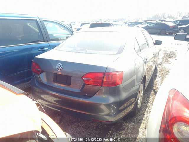 3VW2K7AJ0EM409488 Volkswagen JETTA S