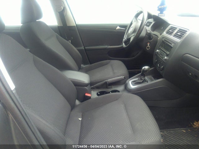 3VW2K7AJ0EM409488 Volkswagen JETTA S
