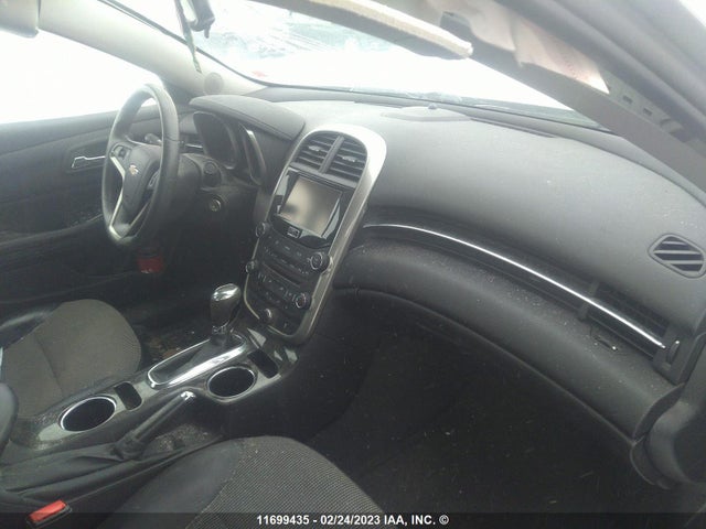 Chevrolet MALIBU 1LT 2015 1G11C5SL9FF319461 Image 5