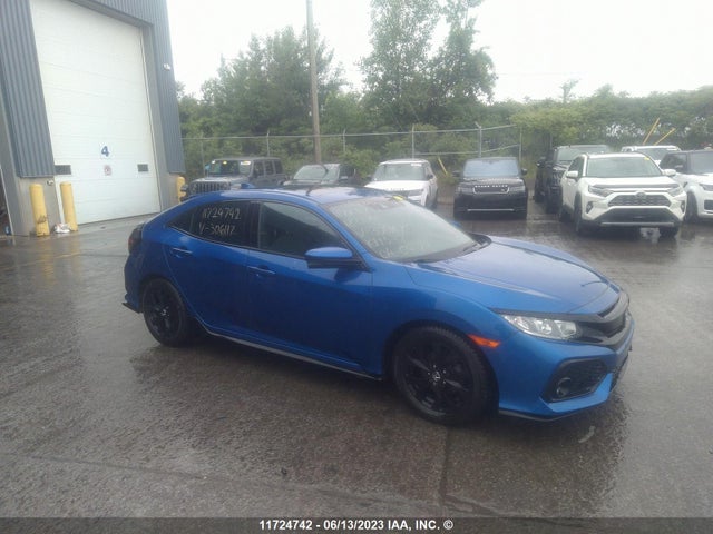 Honda Civic Hatchback Sport 2018 SHHFK7H47JU306117 zdjęcie główne