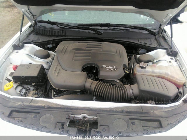 2C3CCABG6NH127122 Chrysler 300 S