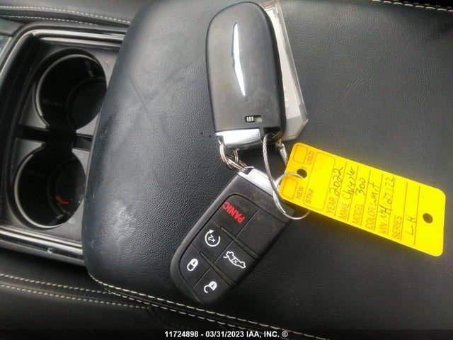 2C3CCABG6NH127122 Chrysler 300 S
