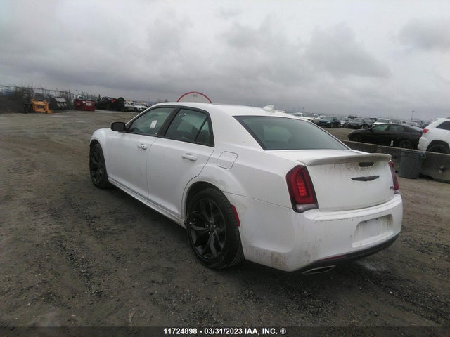 2C3CCABG6NH127122 Chrysler 300 S