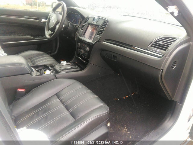 2C3CCABG6NH127122 Chrysler 300 S