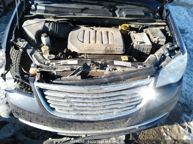 2C4RC1BG8ER118051 Chrysler Town & Country Touring