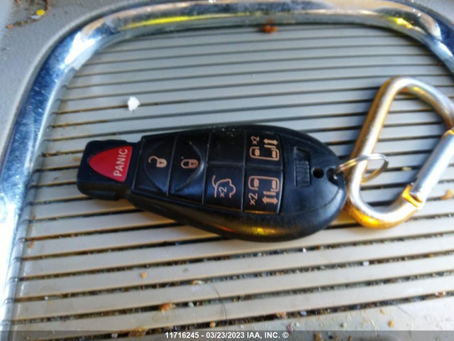 2C4RC1BG8ER118051 Chrysler Town & Country Touring