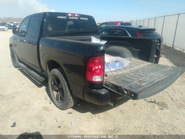 3C6RR7KTXKG645080 RAM 1500 Classic Express