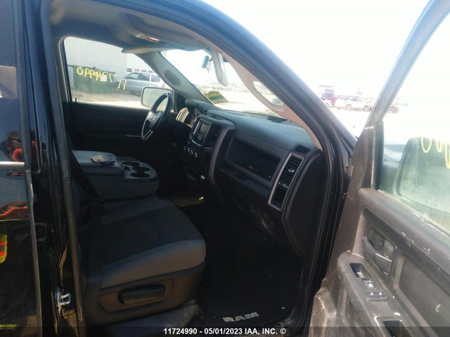 3C6RR7KTXKG645080 RAM 1500 Classic Express