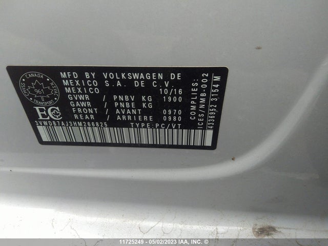 3VWDB7AJ3HM266825 Volkswagen JETTA SE