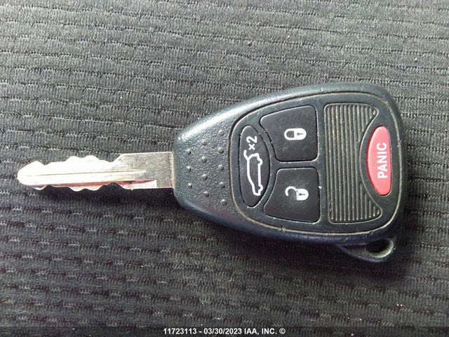 1C3CCBAB9EN230067 Chrysler 200 LX