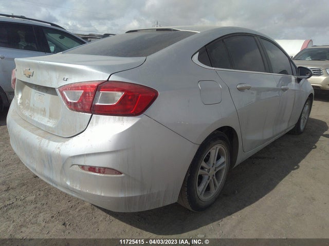 Chevrolet CRUZE LT 2018 1G1BE5SM5J7240394 Image 4