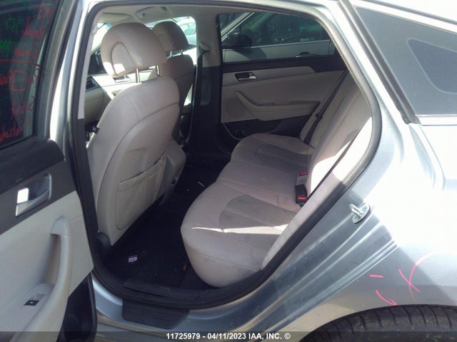 Hyundai SONATA SE 2015 5NPE24AF0FH203301 Image 10