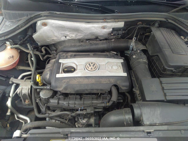 WVGJV7AX8FW533743 Volkswagen Tiguan S/se/sel/r-line