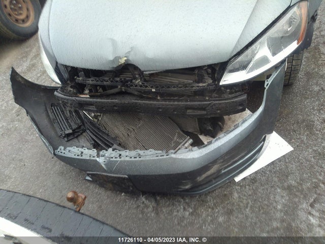 3VW217AU8HM050912 Volkswagen Golf S/wolfsburg/se/sel