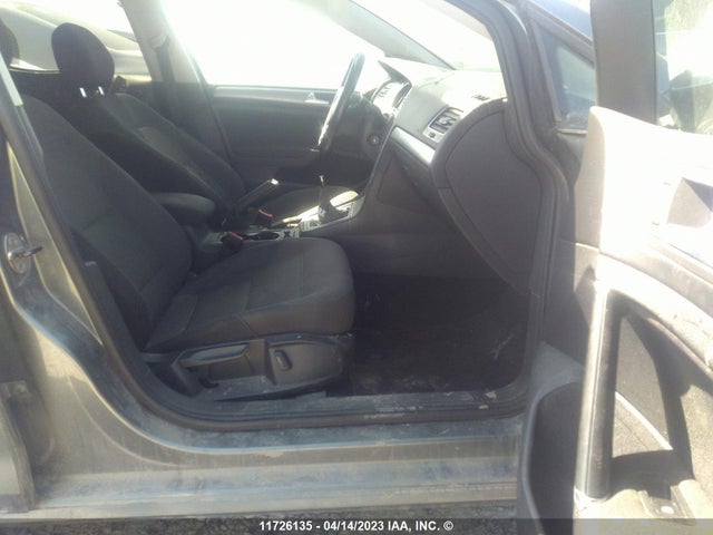 3VW117AU7FM082257 Volkswagen GOLF