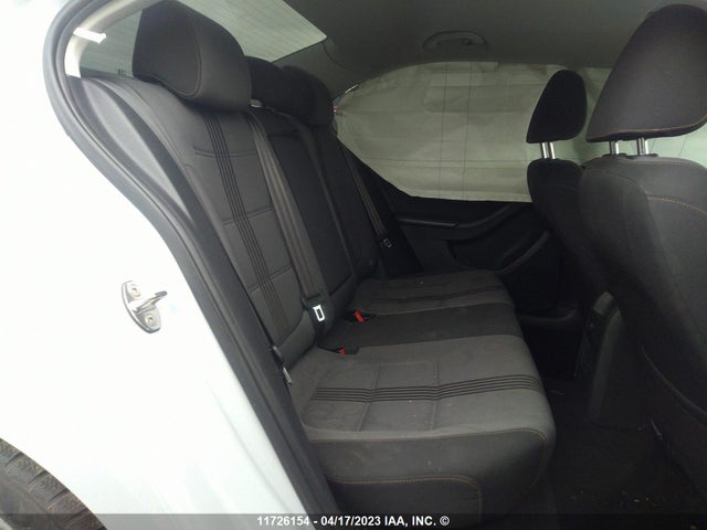 3VWDB7AJ2HM303878 Volkswagen JETTA SE