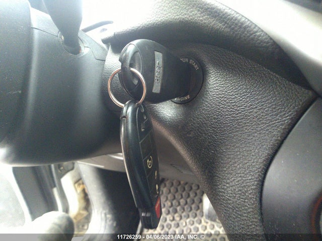 1C4PJMCB2FW588246 Jeep Cherokee Latitude