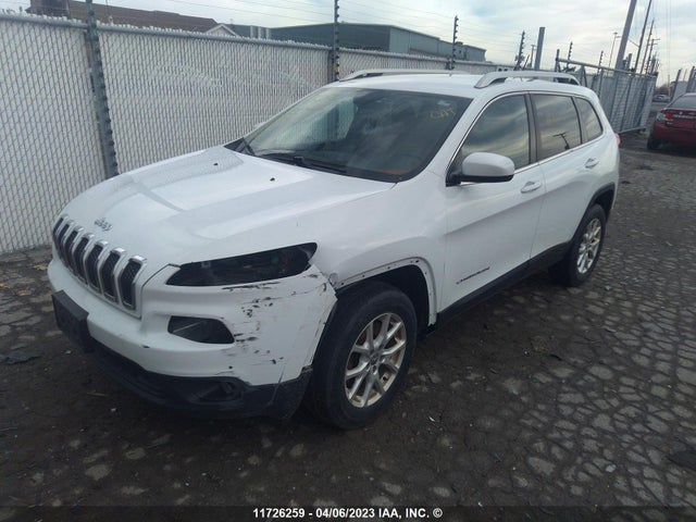 1C4PJMCB2FW588246 Jeep Cherokee Latitude