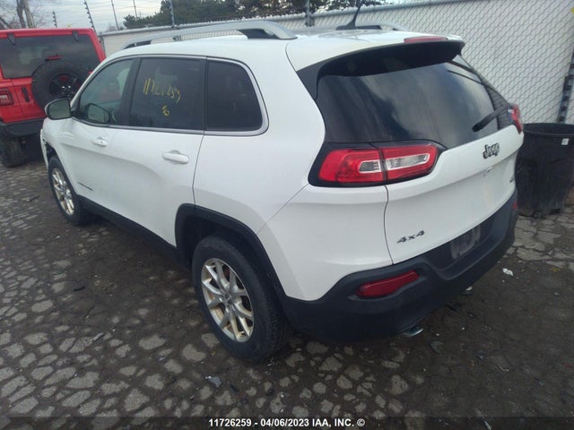 1C4PJMCB2FW588246 Jeep Cherokee Latitude