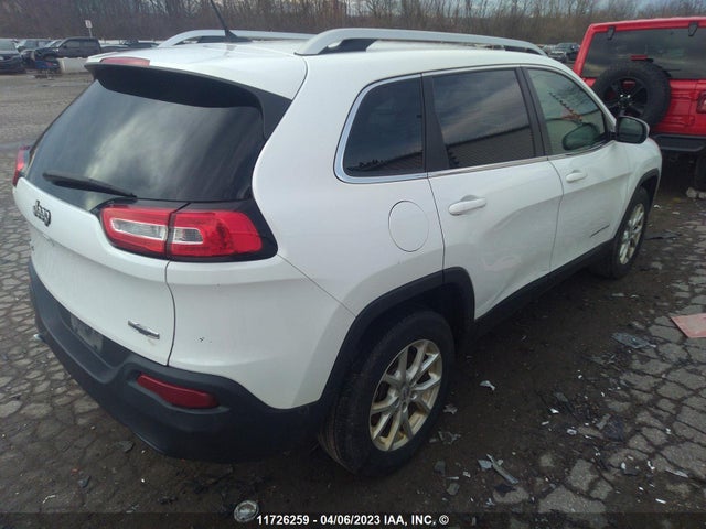 1C4PJMCB2FW588246 Jeep Cherokee Latitude