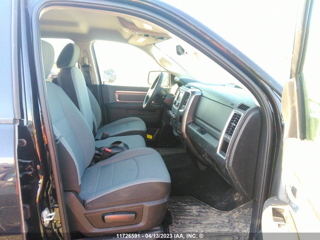 1C6RR7LT4NS247911 RAM 1500 Classic Slt