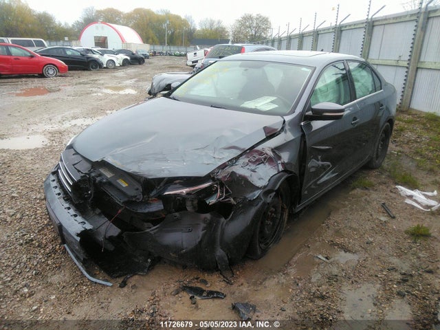 3VWLA7AJ4FM278056 Volkswagen JETTA