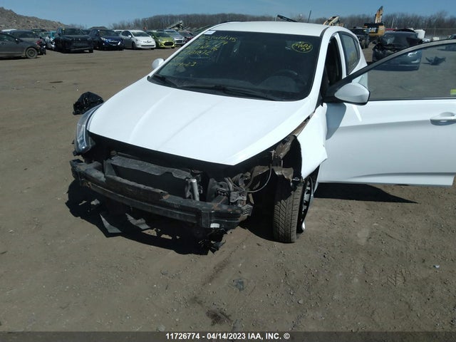 Hyundai ACCENT SE 2016 KMHCT5AE9GU281872 Image 8