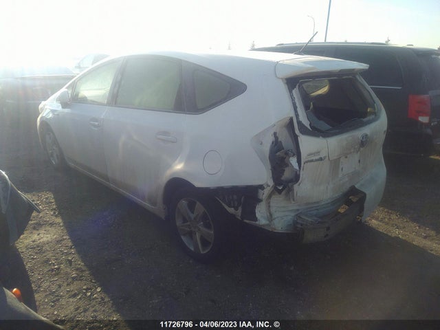 Toyota PRIUS V 2017 JTDZN3EUXHJ070083 Image 3