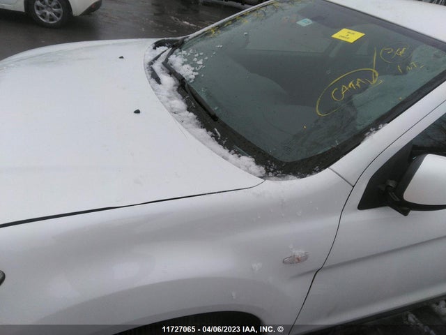 4A4AJ3AU5FE601901 Mitsubishi RVR SE