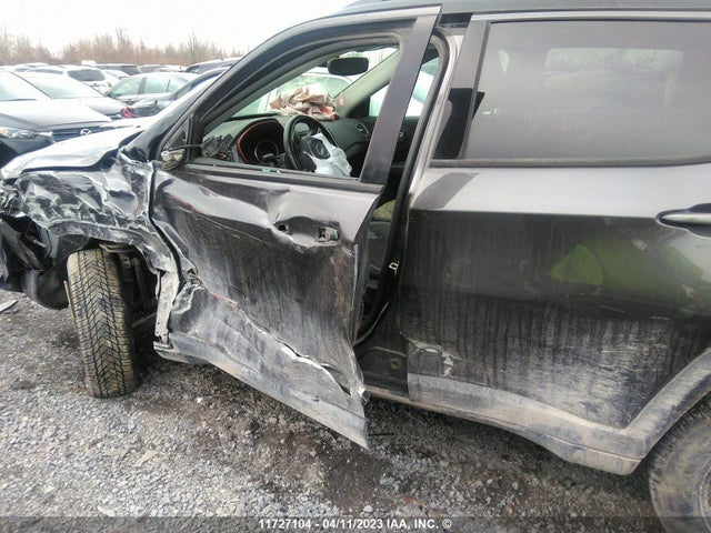 3C4NJDDB8MT552506 Jeep Compass Trailhawk